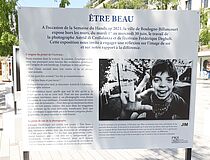 Exposition Etre beau sur la Grand'Place - Agrandir l'image (fenêtre modale)