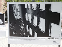 Exposition Etre beau sur la Grand'Place - Agrandir l'image (fenêtre modale)
