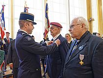 cérémonie de commémoration du 77e anniversaire de la Victoire du 8 mai 1945 - Agrandir l'image (fenêtre modale)